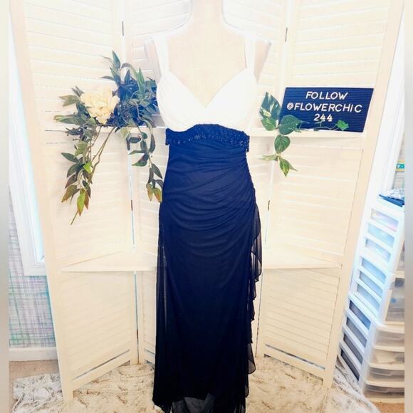BETSY & ADAM NEW BLACK / WHITE BEADED V NECK SIZE 10 DRESS - Picture 1 of 10